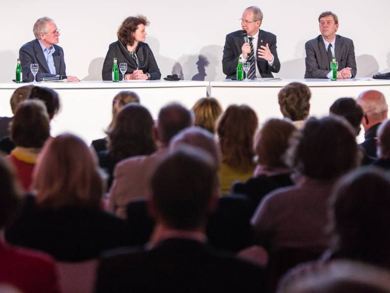 Podiumsdiskussion