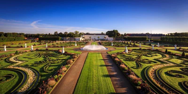 Großer Garten mit Schloss Herrenhausen