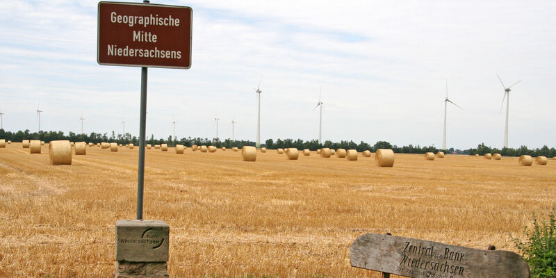 Geografischer Mittelpunkt Niedersachsen Geografischer Mittelpunkt Niedersachsen